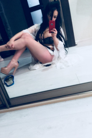 Индивидуалка Мадина