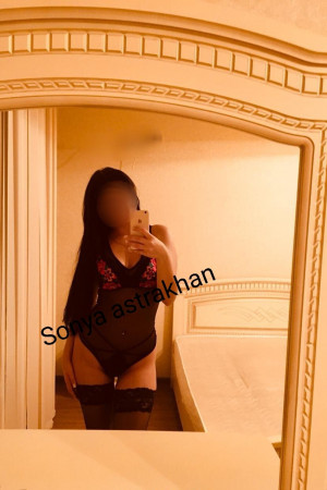 Escort girl Sonya Real